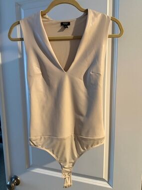 Express Cream V-Neck Bodysuit